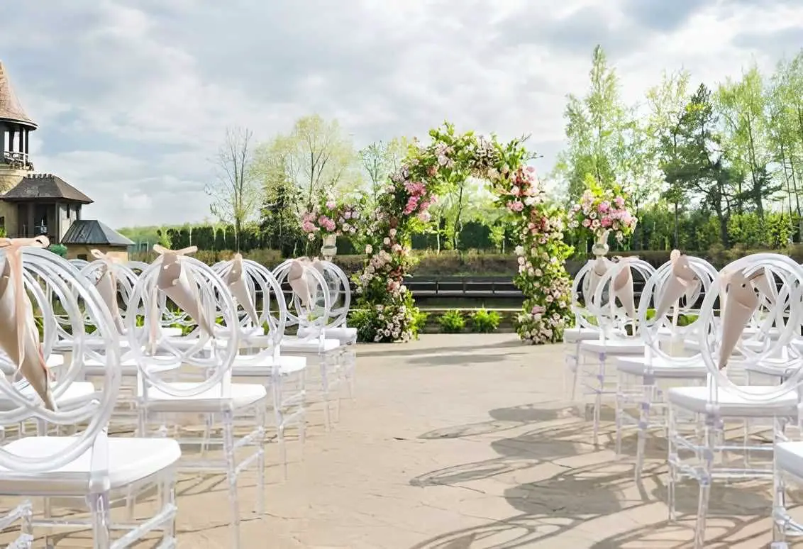 wedding venue tour questions